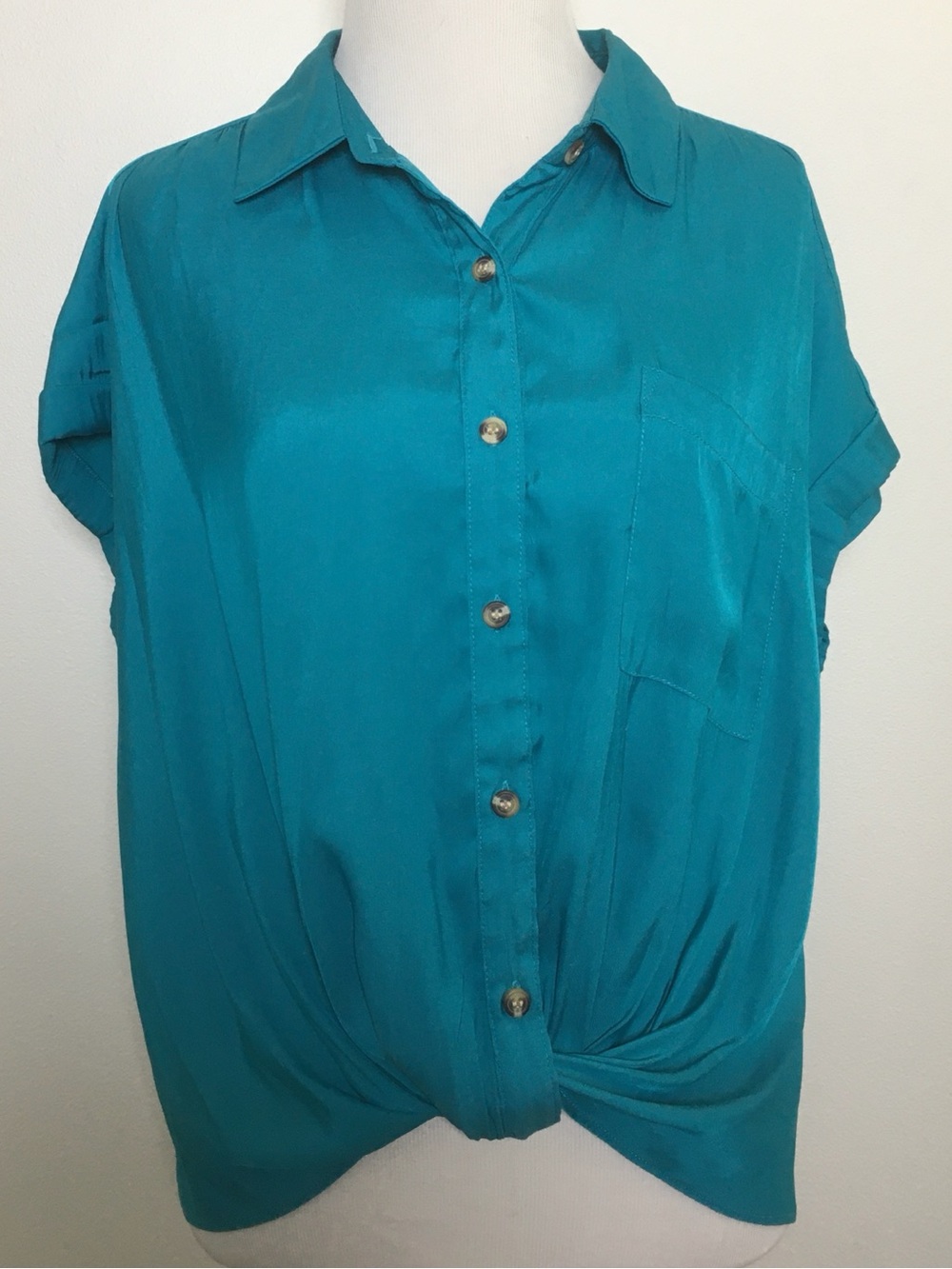Rose + Olive | Teal Button-Front Short Sleeve Top w/ Twist Knot Detail